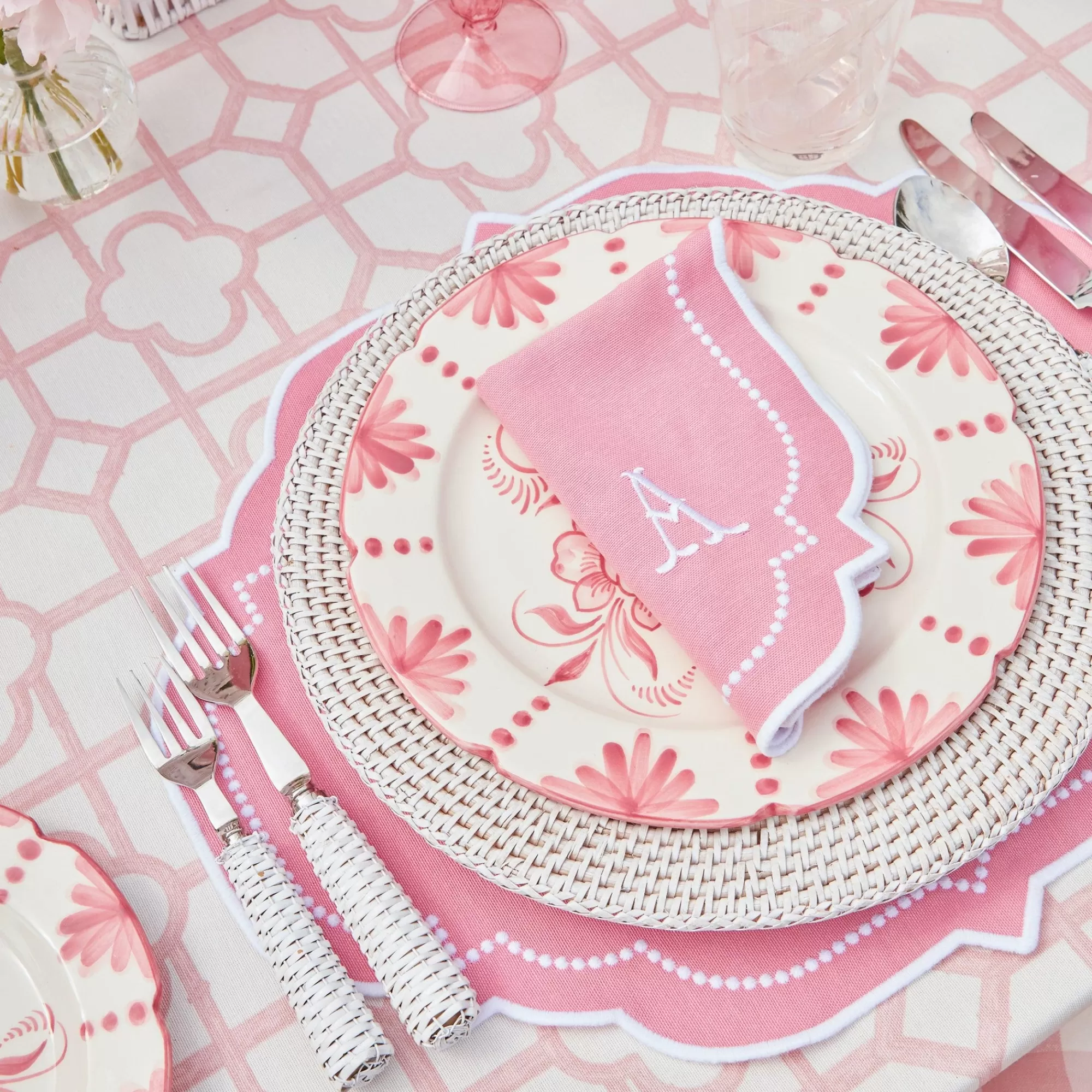 Hot Amelie Pink Placemats & Napkins (Set Of 4) Table Linen Sets