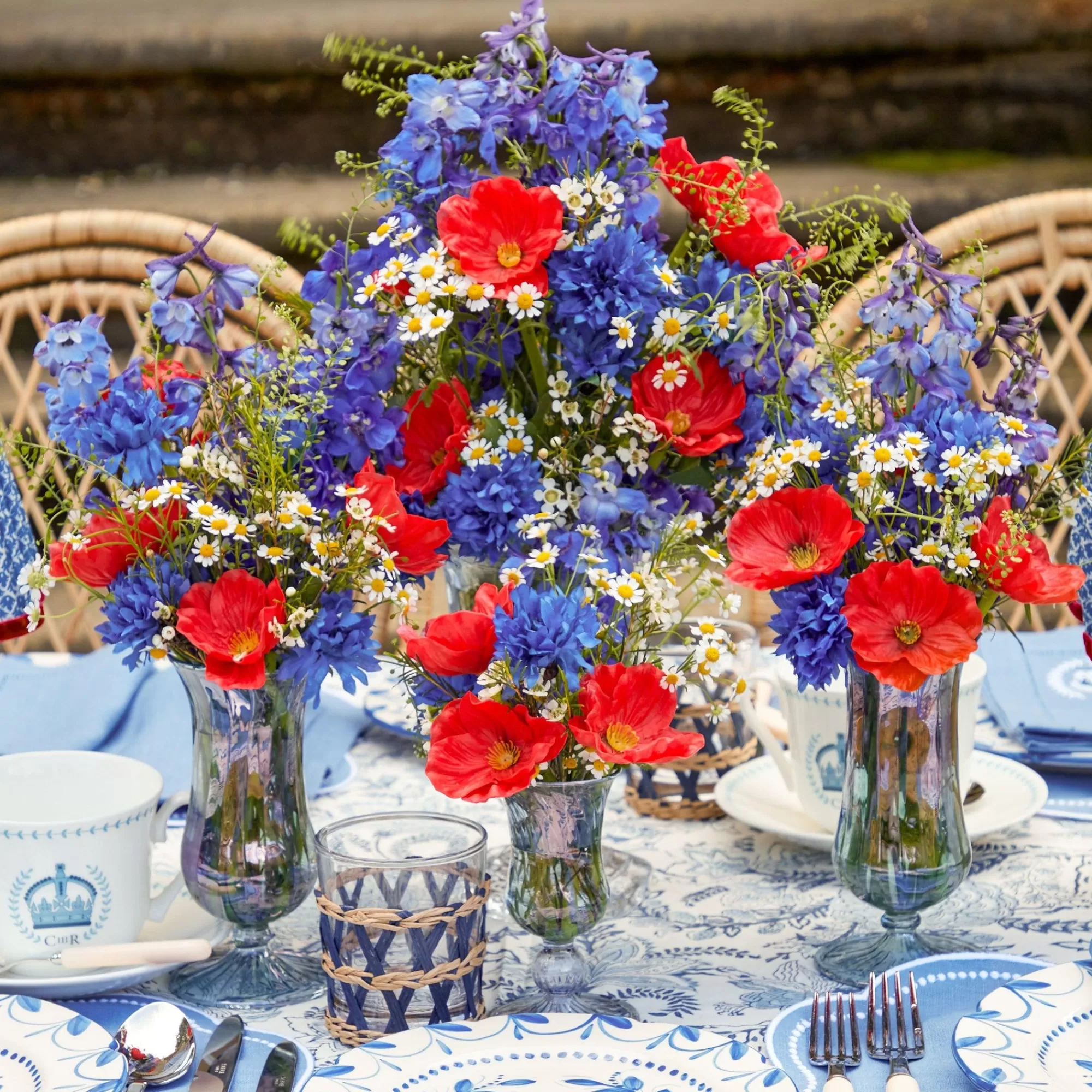 Outlet Blue Fluted Vase Set Vases