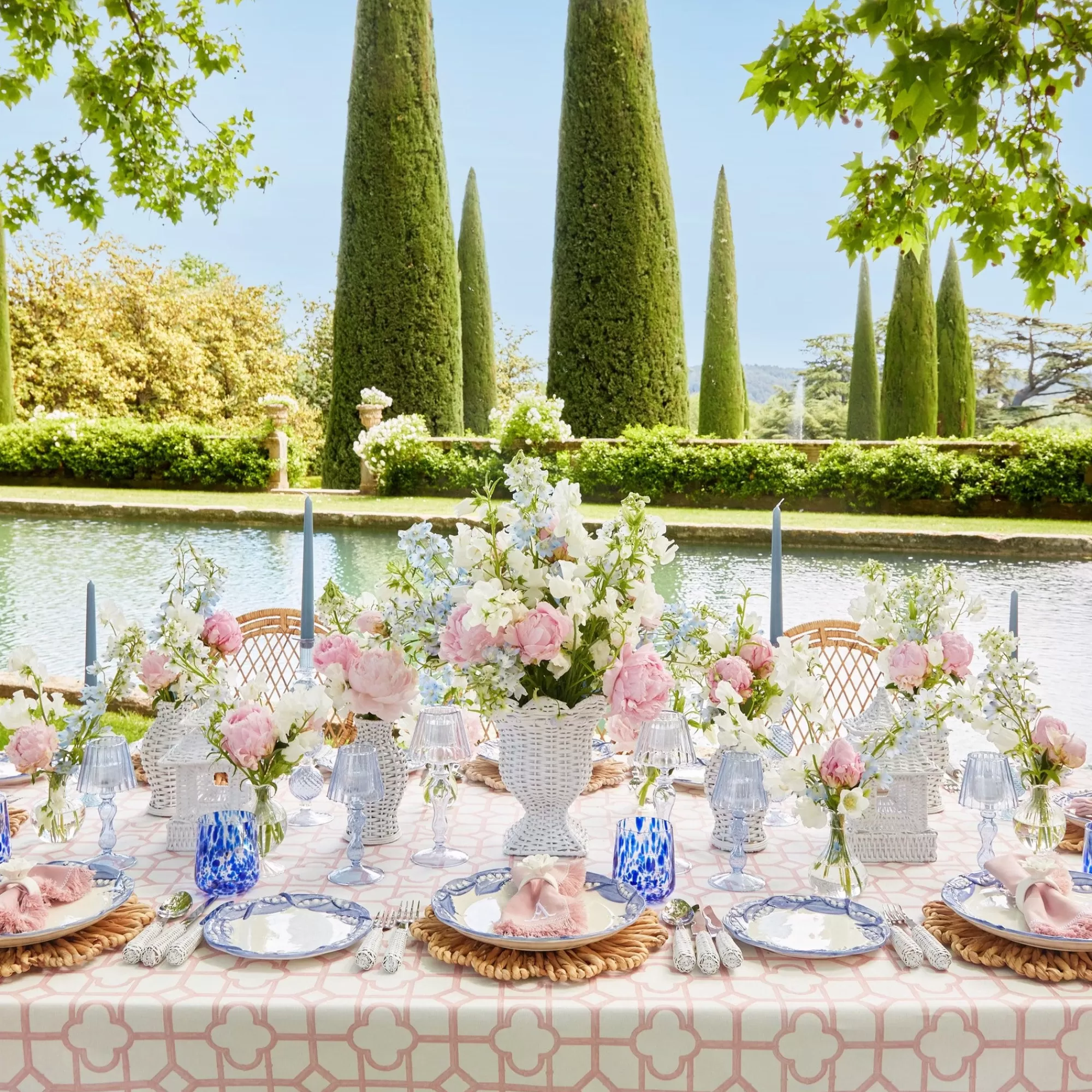 Best Blue Lily Of The Valley Dinner & Starter Plates (Set Of 8) Crockery Sets