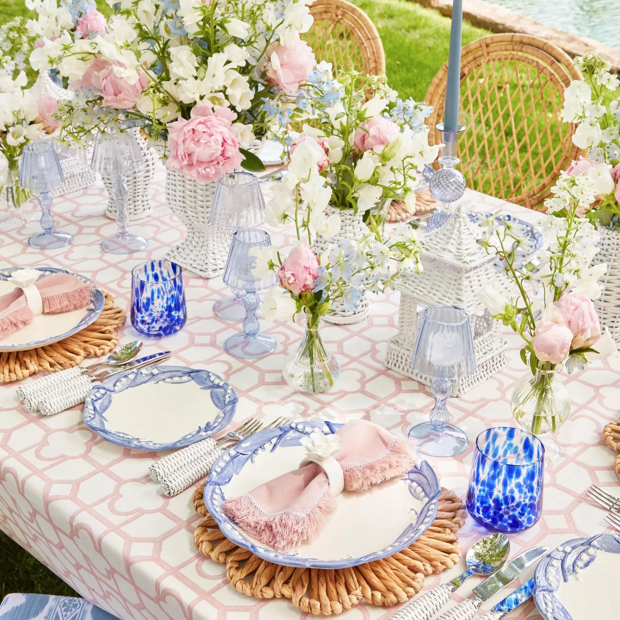 Best Blue Lily Of The Valley Dinner & Starter Plates (Set Of 8) Crockery Sets