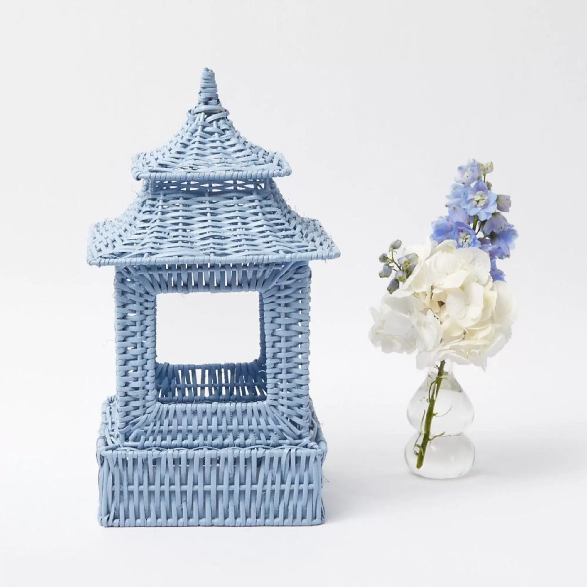 Cheap Blue Rattan Pagoda Lantern Candle Holders