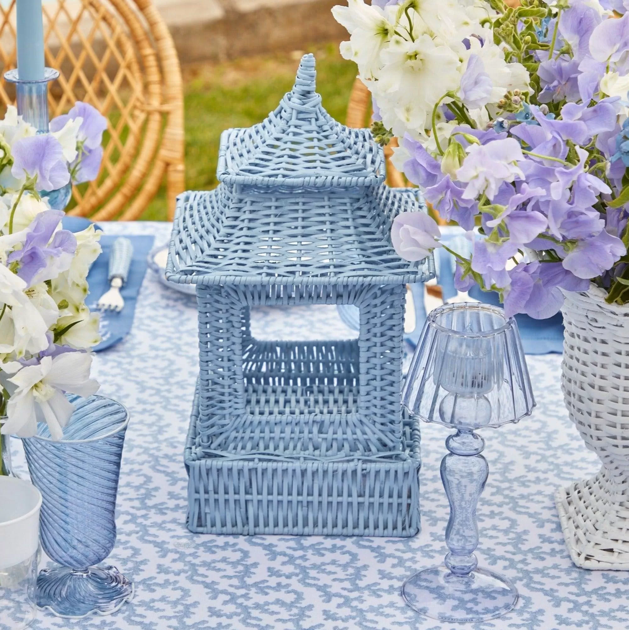 Cheap Blue Rattan Pagoda Lantern Candle Holders