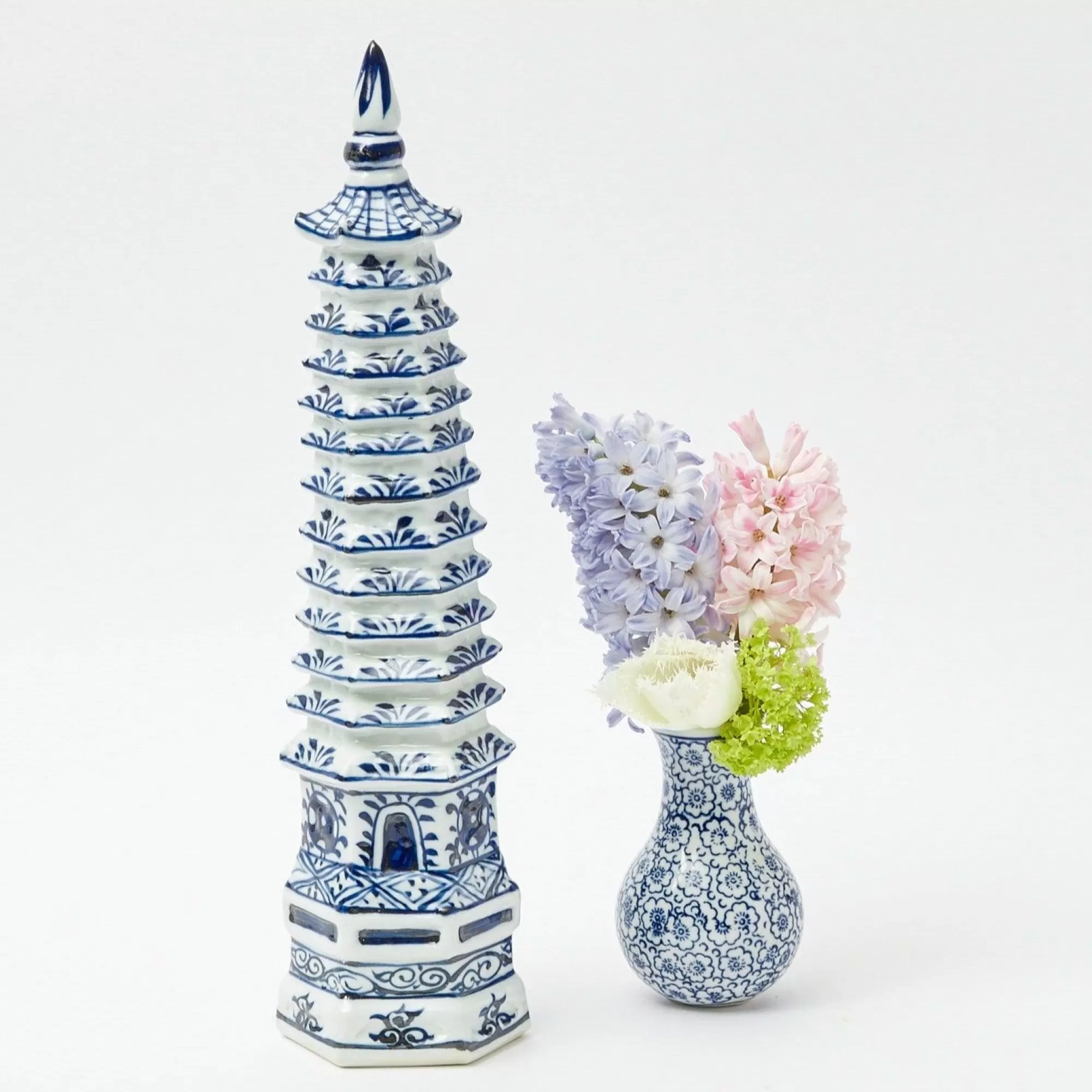 Flash Sale Chinoiserie Porcelain Pagoda Pagodas & Lanterns