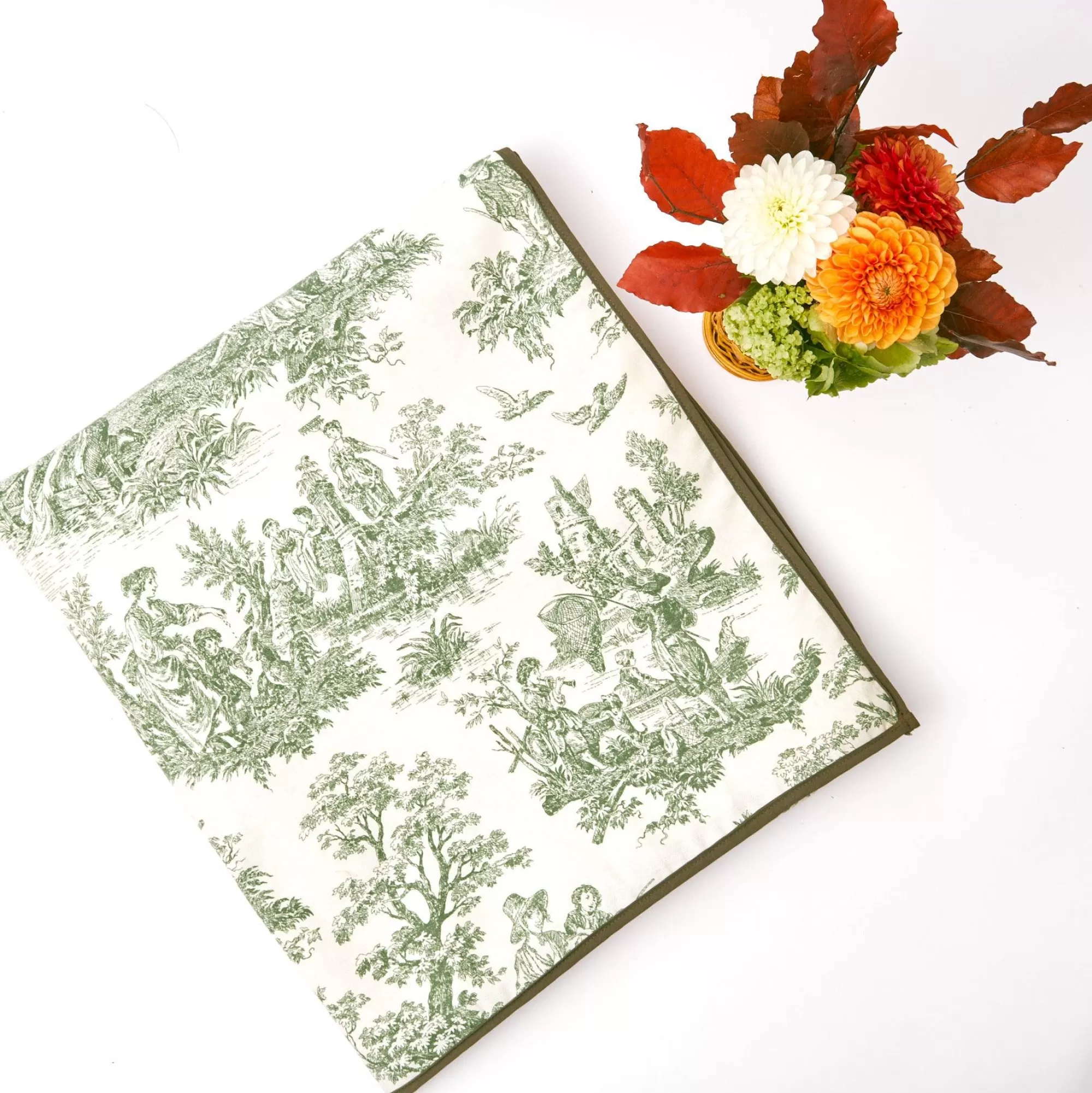 Outlet Chloe Toile Tablecloth Tablecloths