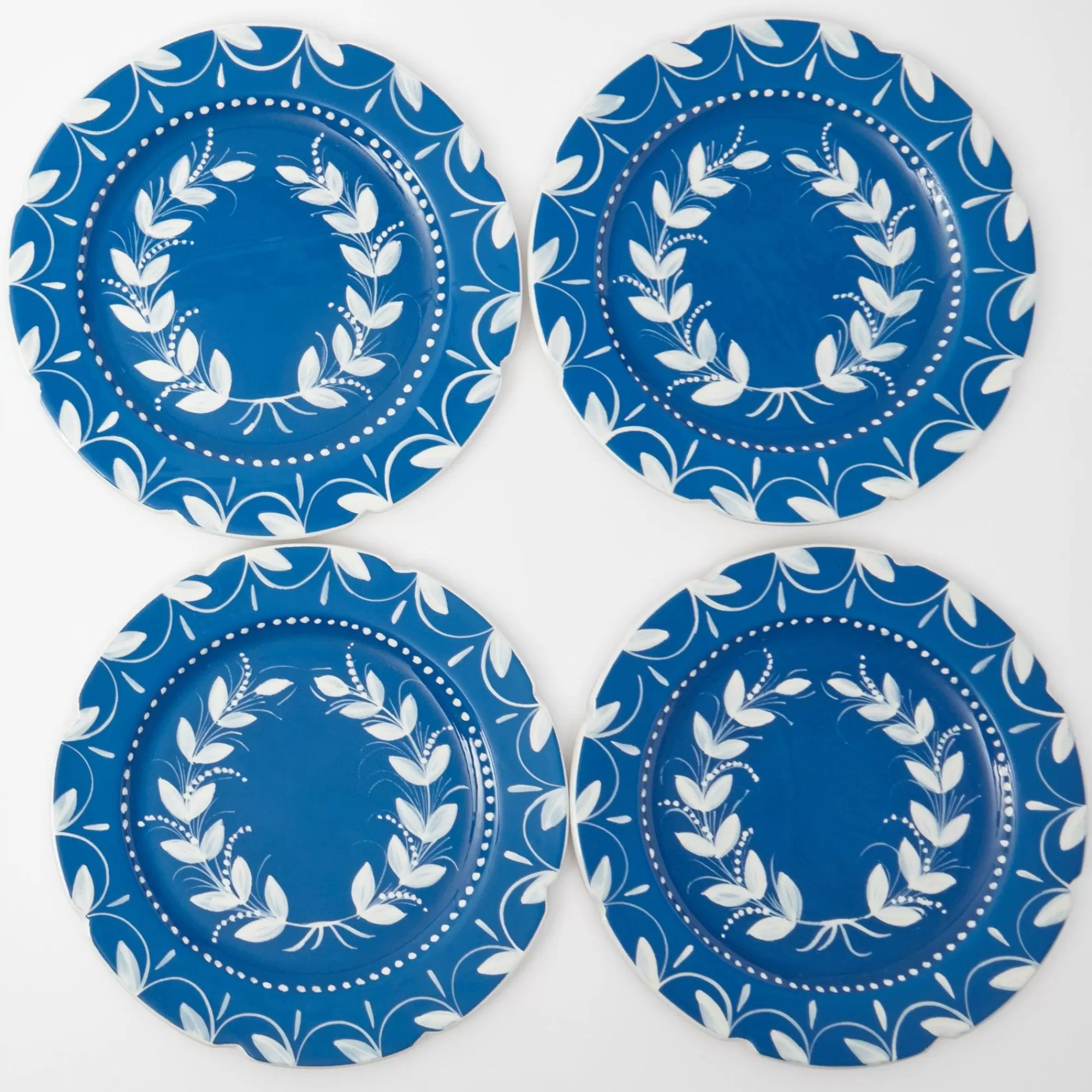 Cheap French Blue Garland Dinner Plates (Set Of 4) Dinner Plates