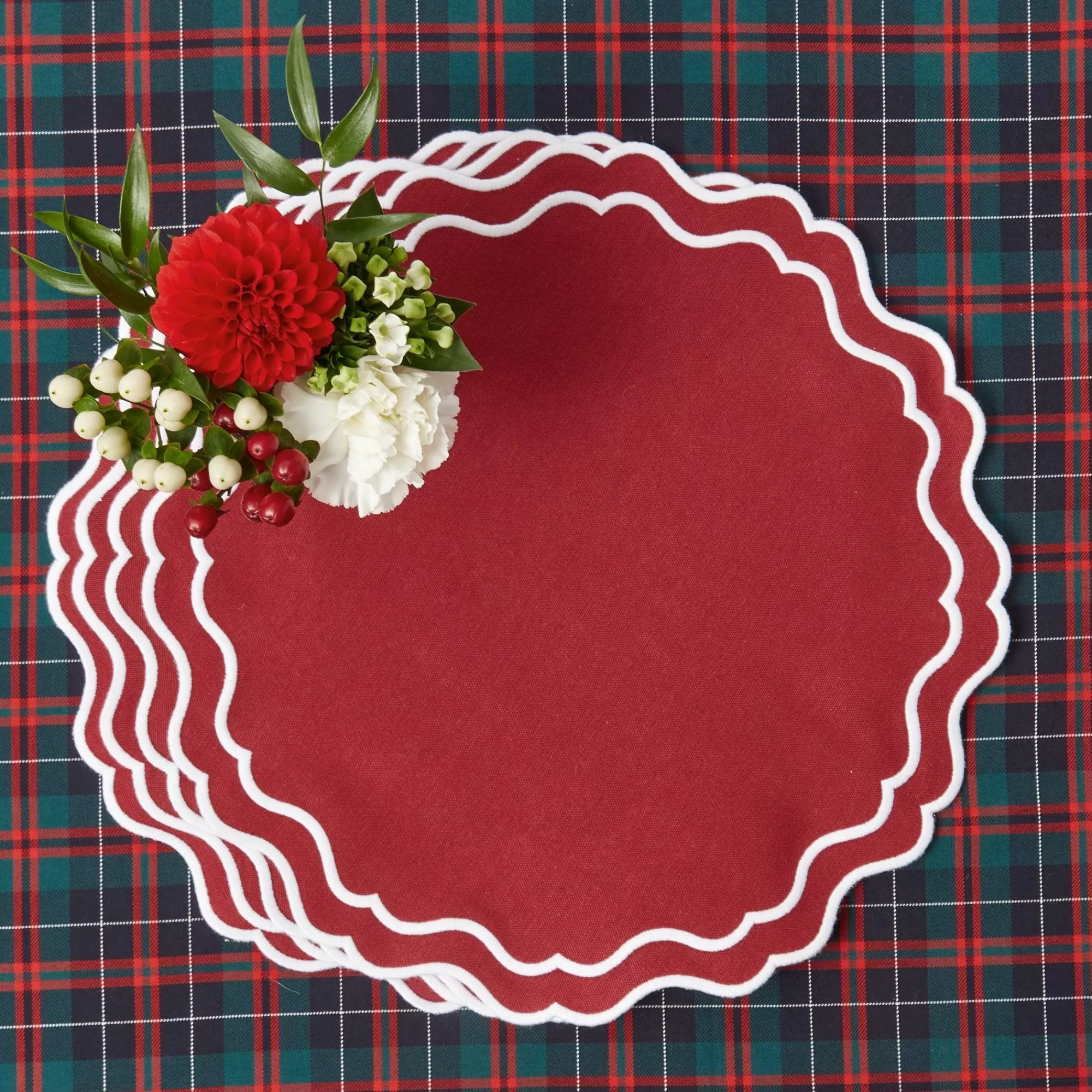 Clearance Katherine Berry Red Placemats (Set Of 4) Placemats