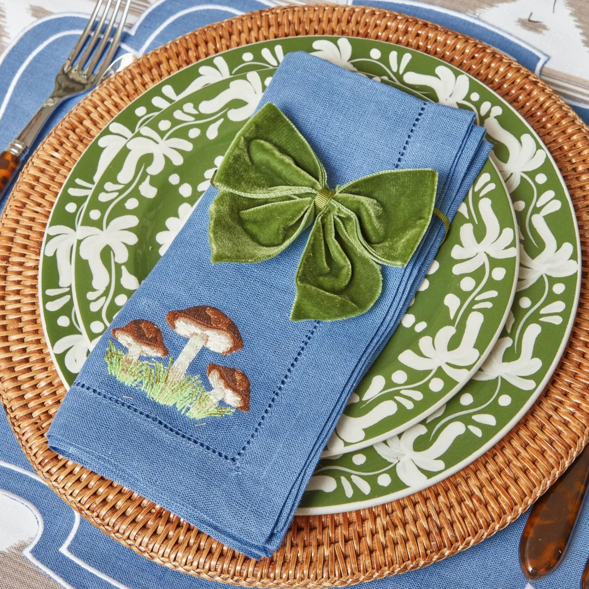 New Mushroom Blue Linen Napkins (Set Of 4) Napkins