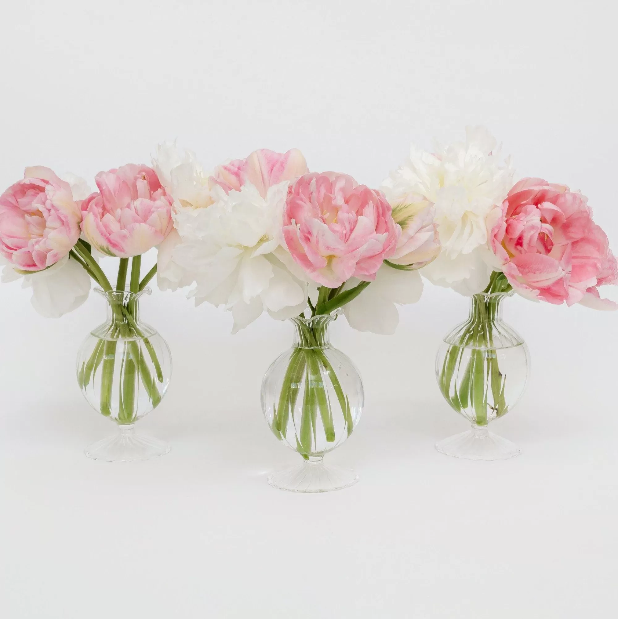 Fashion Nancy Footed Bud Vase (Set Of 3) Vases