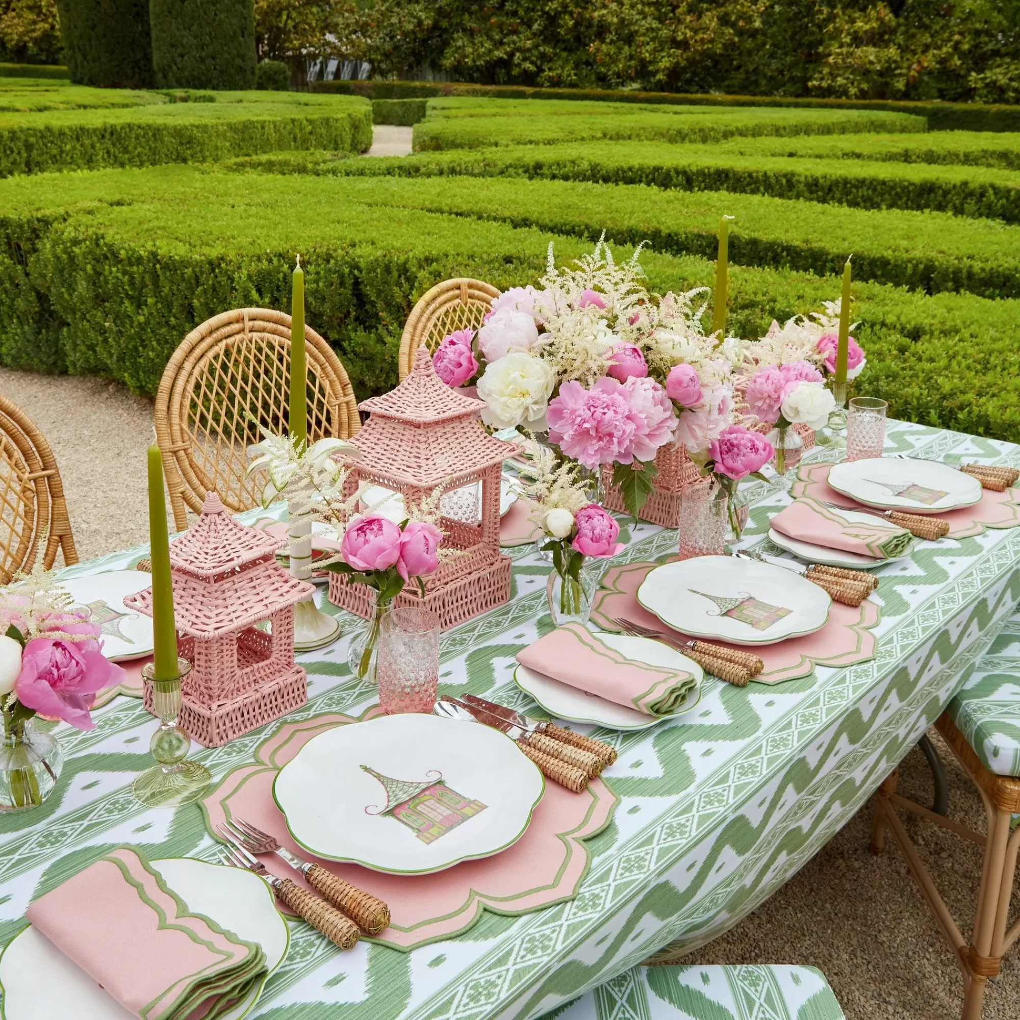 Flash Sale Pink & Green Pagoda Dinner Plate (Set Of 4) Crockery Sets