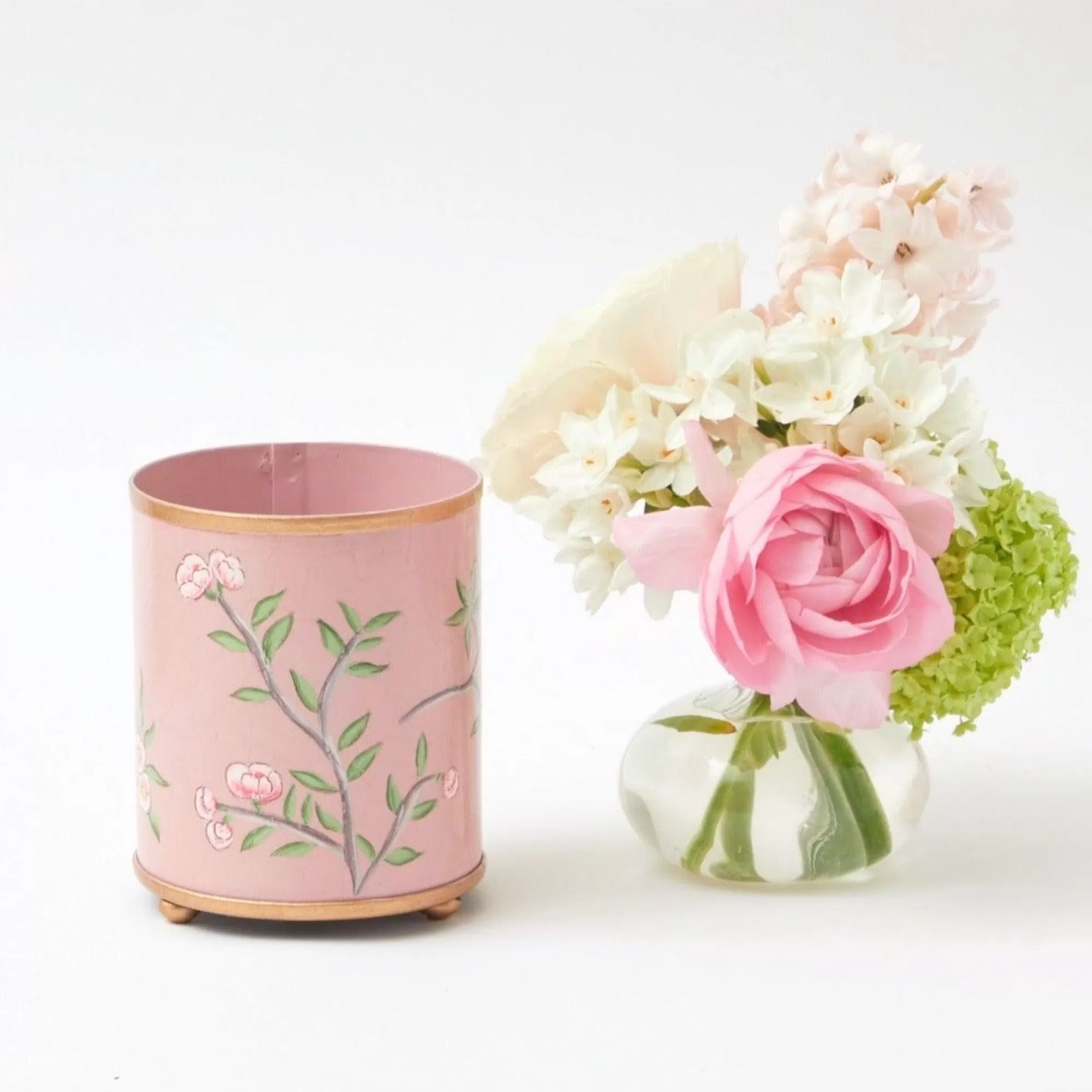 Cheap Portrait Of A Garden Candle Pot Scented Candles