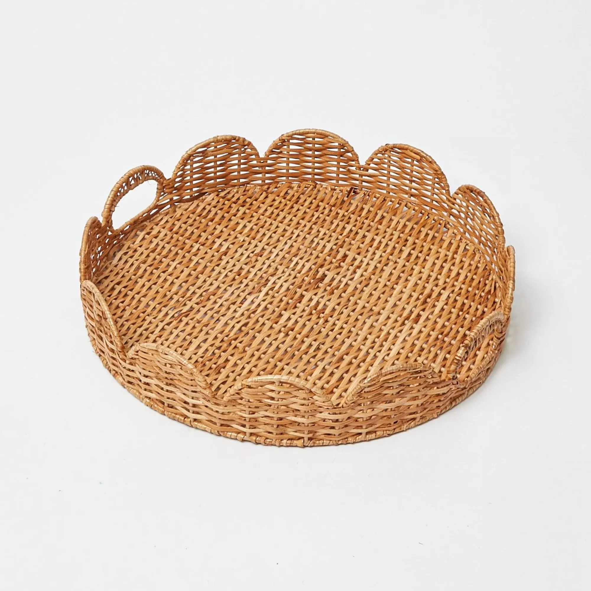 Outlet Round Rattan Scalloped Tray Trays & Liners