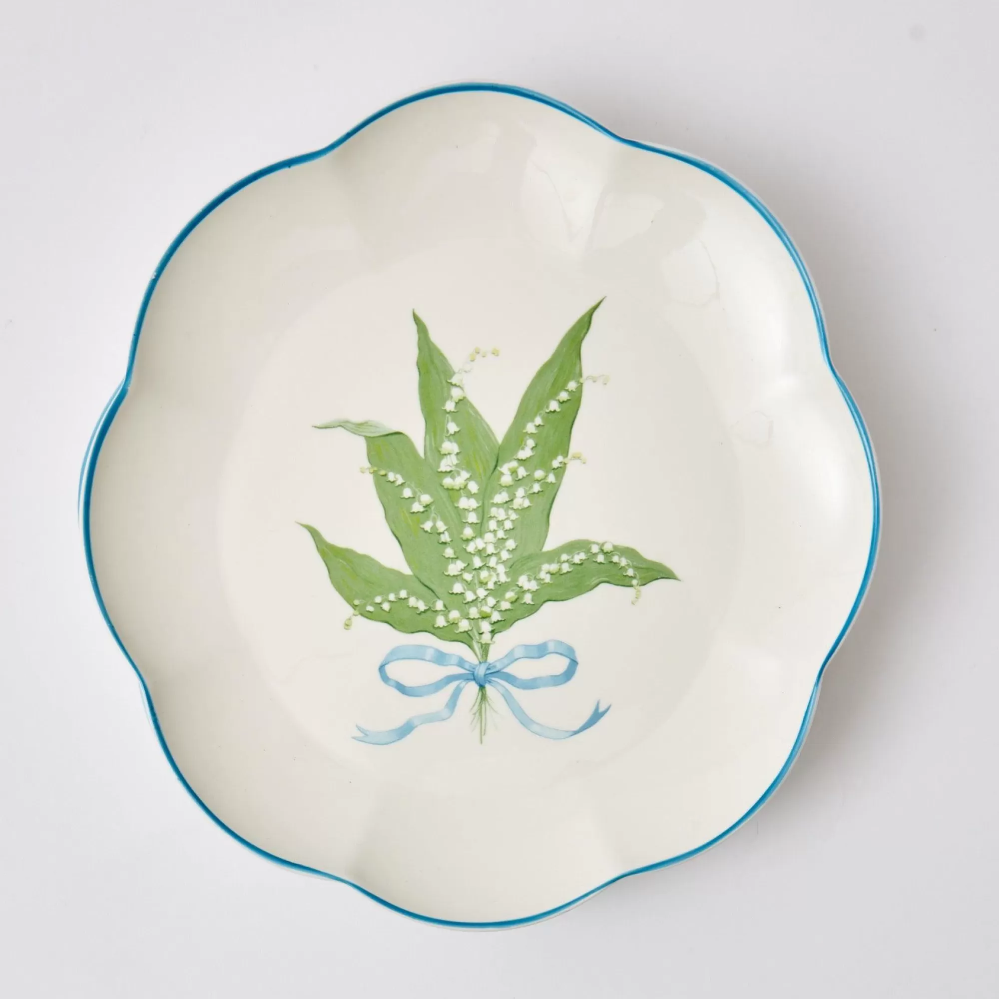 Fashion Scalloped Lily Of The Valley Dinner Plate Dinner Plates