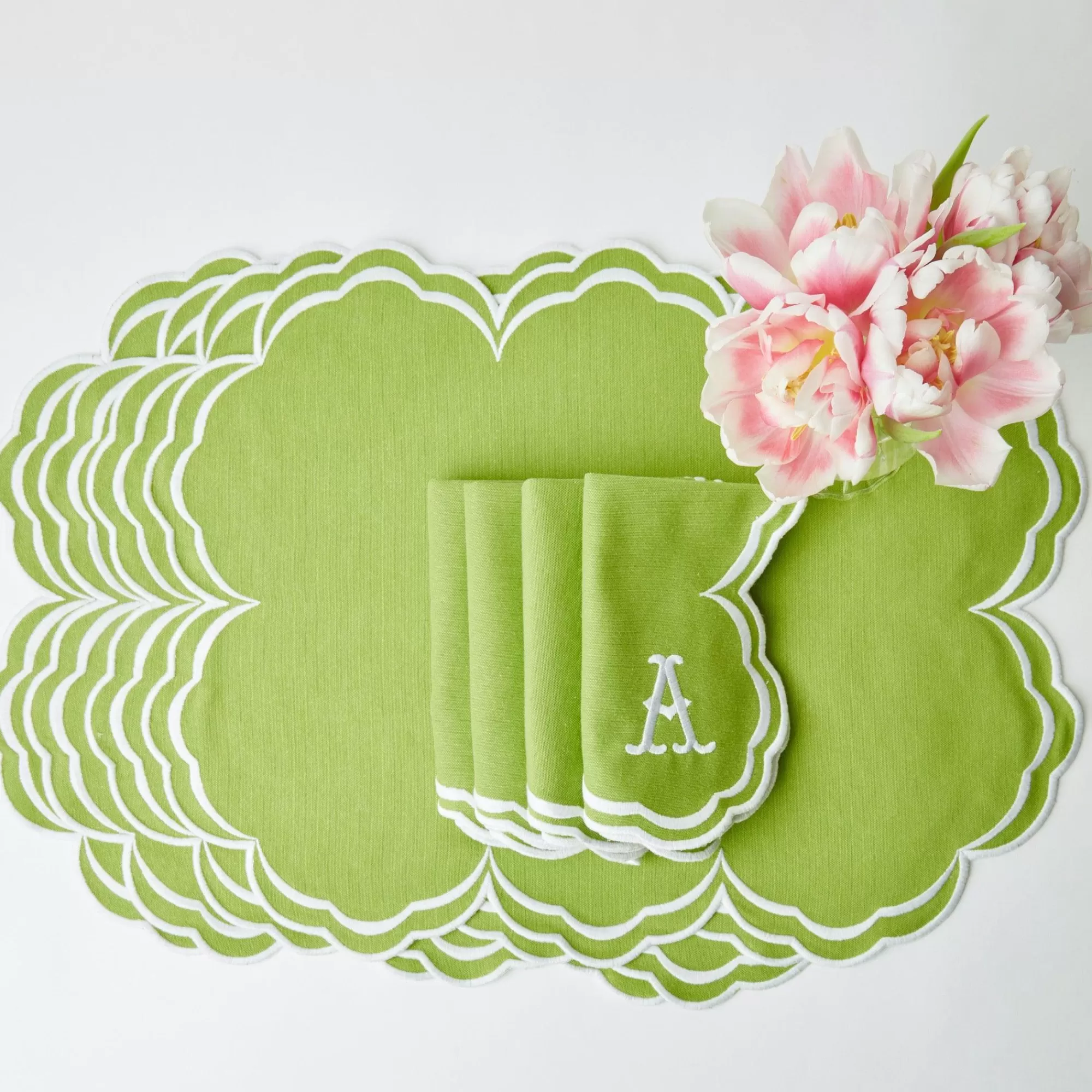 Outlet Serena Apple Green Scalloped Placemats (Set Of 4) Placemats