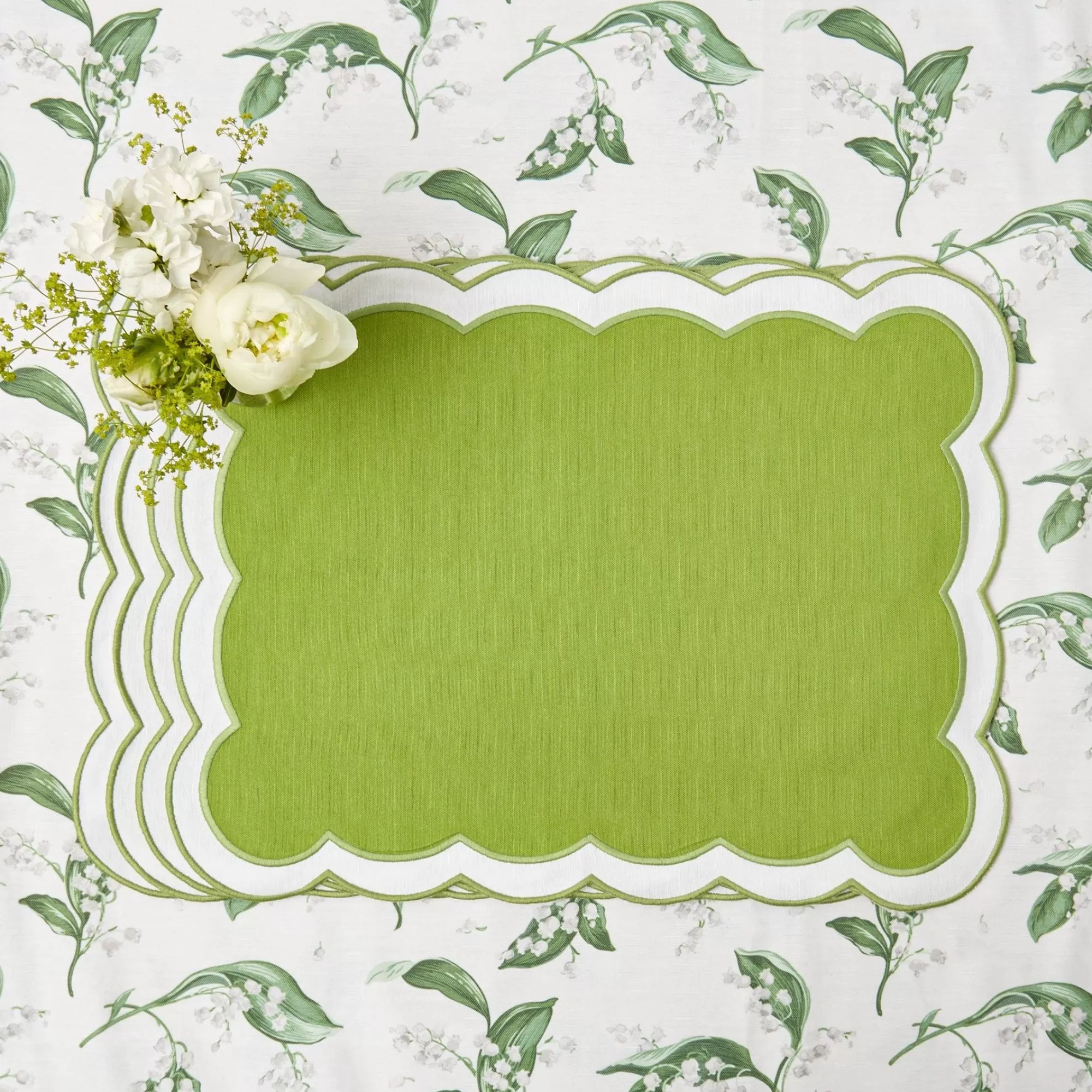 Discount Serena Applique Green Placemats (Set Of 4) Placemats