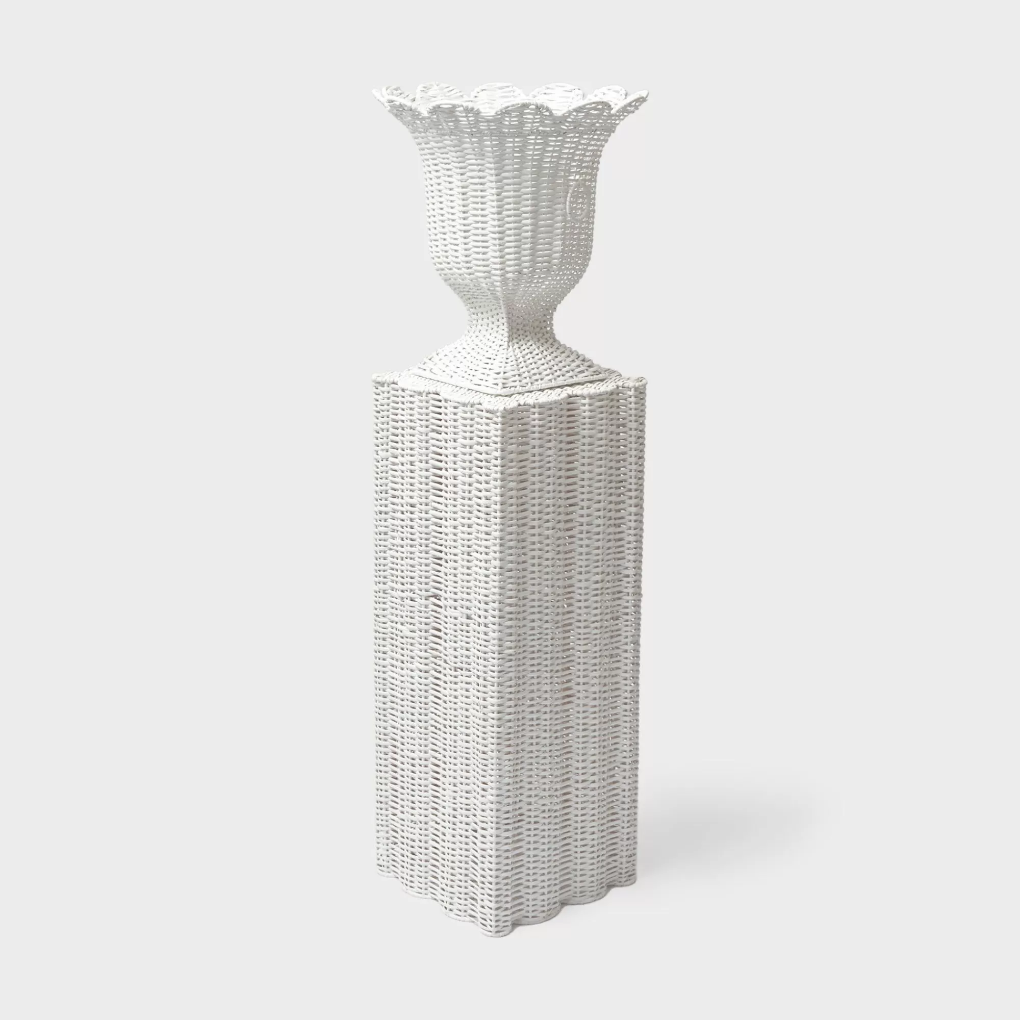 Online White Liliana Scalloped Rattan Pedestal And Urn Vases