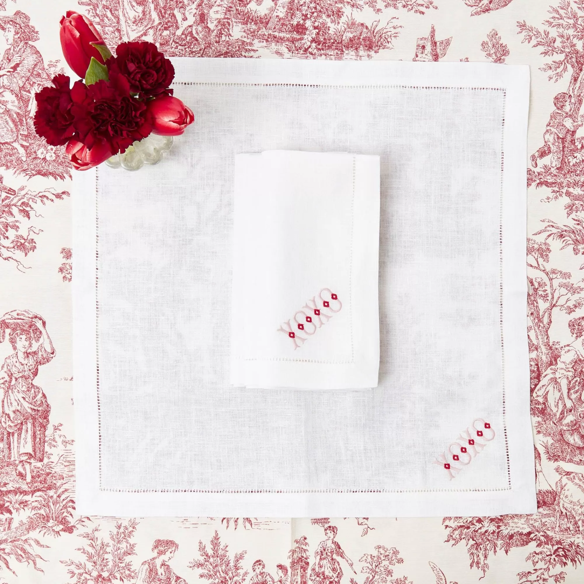 Store White Linen Xoxo Napkins (Set Of 4) Napkins