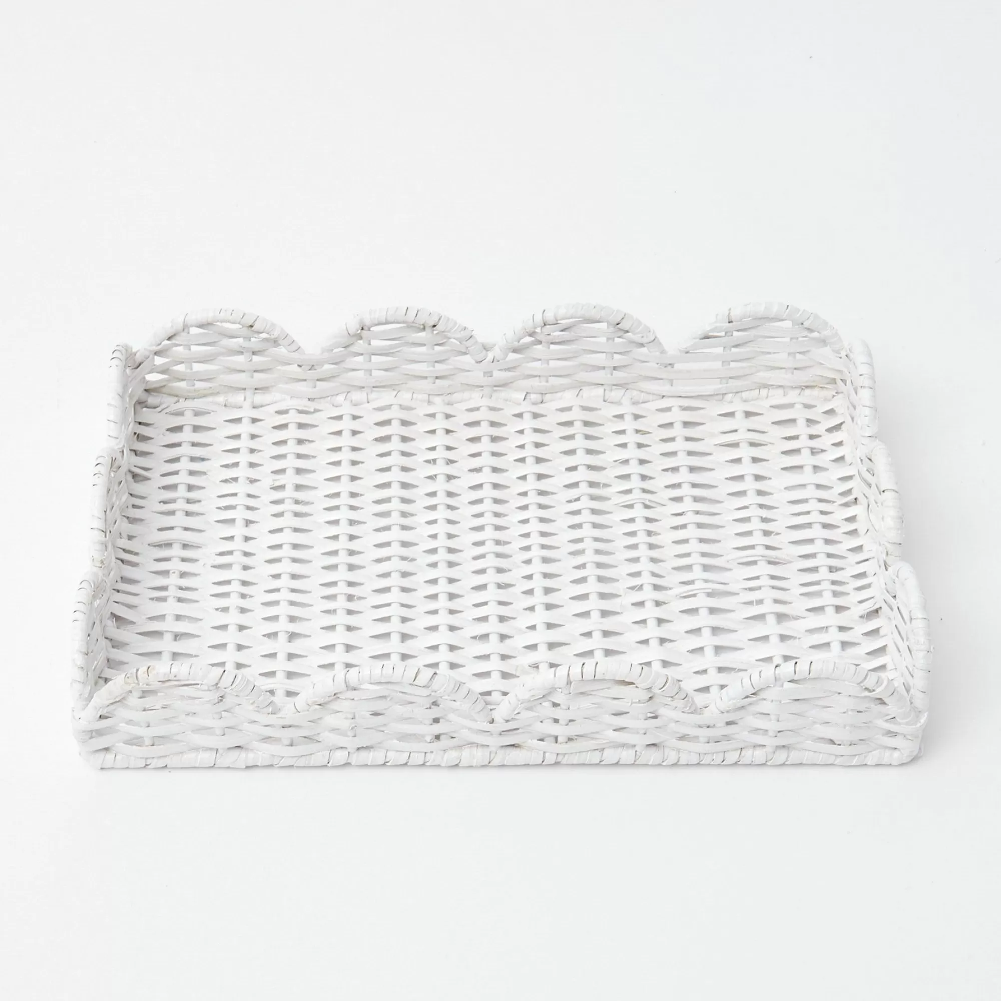 Cheap White Small Scalloped Rattan Tray Rattan Tableware