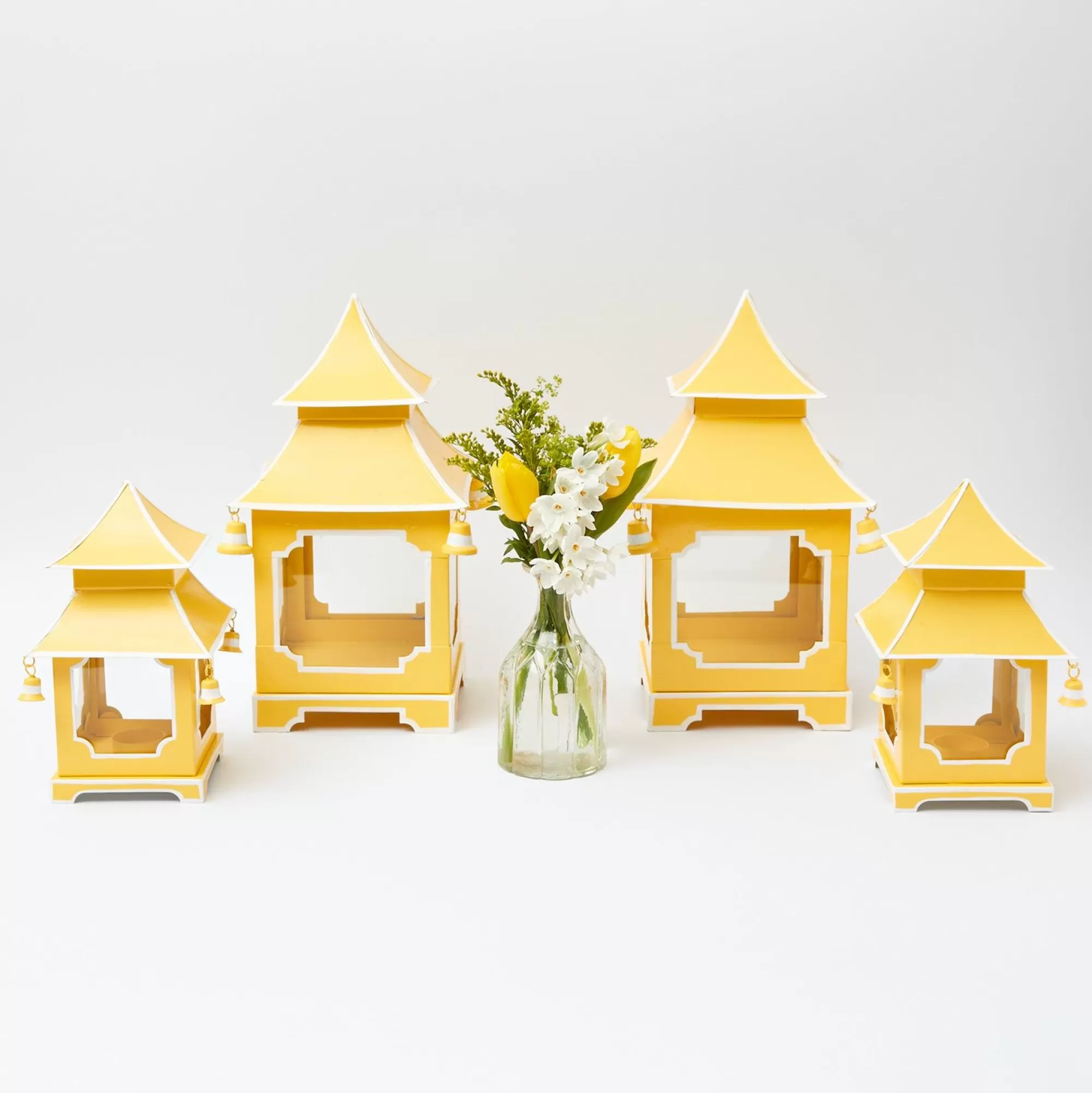 Best Sale Yellow Pagoda Lantern Set Candle Holders